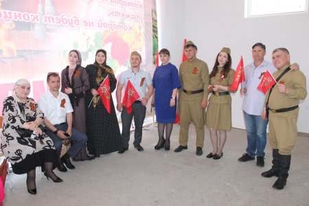 Поклонимся великим тем годам! Поклонимся великим тем годам!