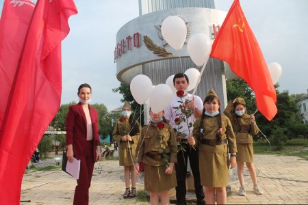 Никто не забыт, ничто не забыто. В Кизилюрте прошёл День памяти и скорби Никто не забыт, ничто не забыто. В Кизилюрте прошёл День памяти и скорби
