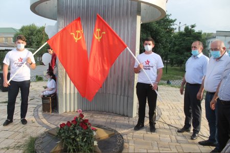 Никто не забыт, ничто не забыто. В Кизилюрте прошёл День памяти и скорби Никто не забыт, ничто не забыто. В Кизилюрте прошёл День памяти и скорби
