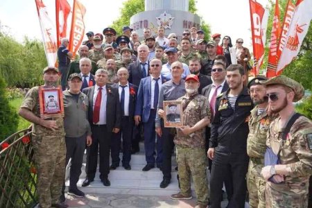 Депутат фракции КПРФ в Народном Собрании РД Абдулвахид Лабазанов принял участие в совместных мероприятиях города Кизилюрта и Кизилюртовского района, посвященных 80-летию Победы Депутат фракции КПРФ в Народном Собрании РД Абдулвахид Лабазанов принял участие в совместных мероприятиях города Кизилюрта и Кизилюртовского района, посвященных 80-летию Победы
