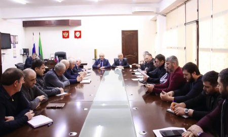 Депутат от КПРФ Абдулвахид Лабазанов посетил Гумбетовский район Депутат от КПРФ Абдулвахид Лабазанов посетил Гумбетовский район
