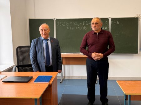 Депутат от КПРФ Абдулвахид Лабазанов посетил Гумбетовский район Депутат от КПРФ Абдулвахид Лабазанов посетил Гумбетовский район