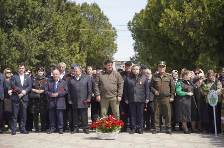 Депутат фракции КПРФ в НС РД Абдулвахид Лабазанов принял участие в открытии «Вахты памяти – 2026» в городе Кизилюрте, приуроченной к 81-й годовщине Победы советского народа в Великой Отечественной войне. Депутат фракции КПРФ в НС РД Абдулвахид Лабазанов принял участие в открытии «Вахты памяти – 2026» в городе Кизилюрте, приуроченной к 81-й годовщине Победы советского народа в Великой Отечественной войне.
